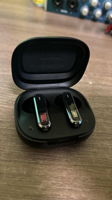 JBL Live Flex + Pudełko