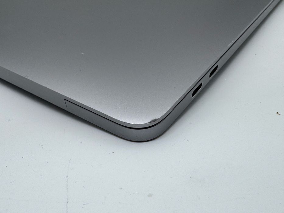 Продам MacBook Pro 15” (2017)