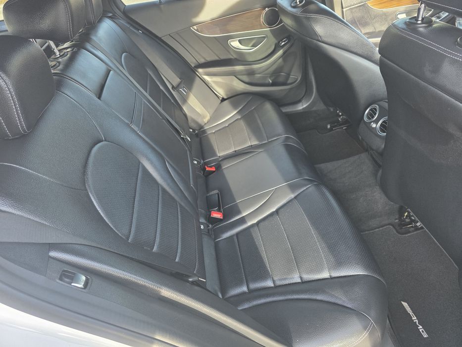Mercedes-Benz Classe C 350e Plug-in Hybrid (Gasolina/Elétrico)