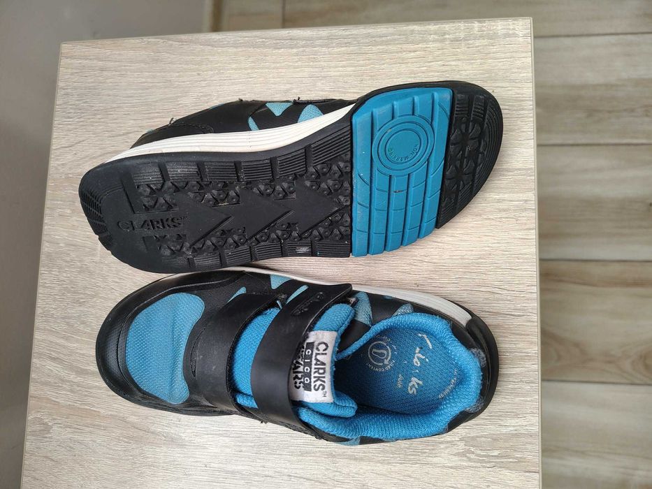 Buty Clarks dla chłopca 28.5