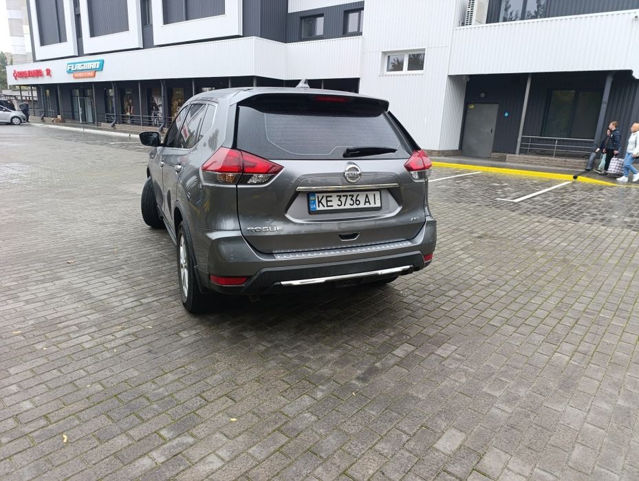 Nissan rogue 2018