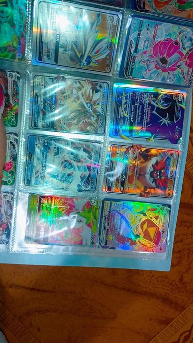 Cartas Pokémon  brilhantes