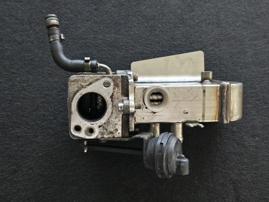 Válvula egr original Audi Volkswagen 3.0 tdi v6 2008- EPC