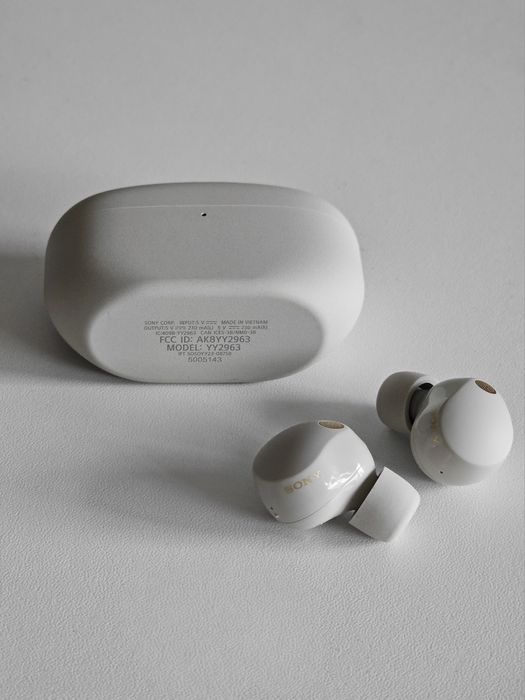 Безпровідні навушники Sony WF-1000XM5 / YY2963 / Platinum Silver