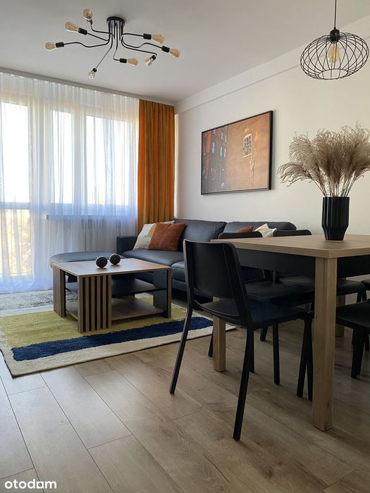 BEZPOŚREDNIO, M-4 Centrum, po kapitalnym remoncie