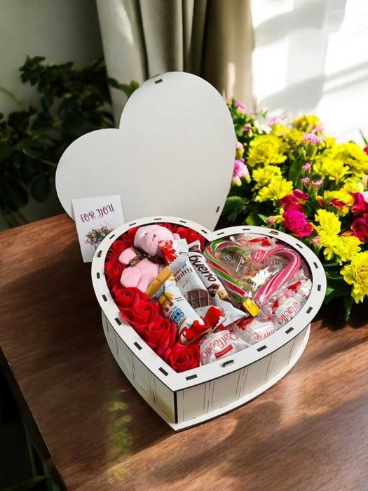 Подарочный бокс в виде сердечка, подарочный набор, оплата на почте