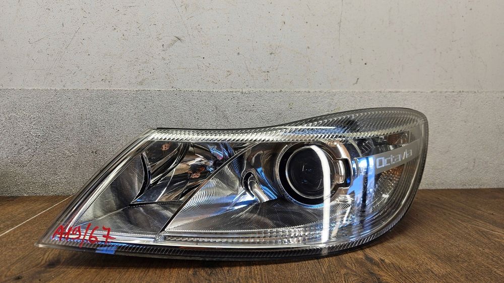 skoda octavia 2 ii lift xenon skrętny lewy przód anglik