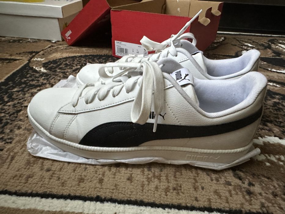 Кросівки Puma оригінальні 43 розмір із коробкою , майже нові