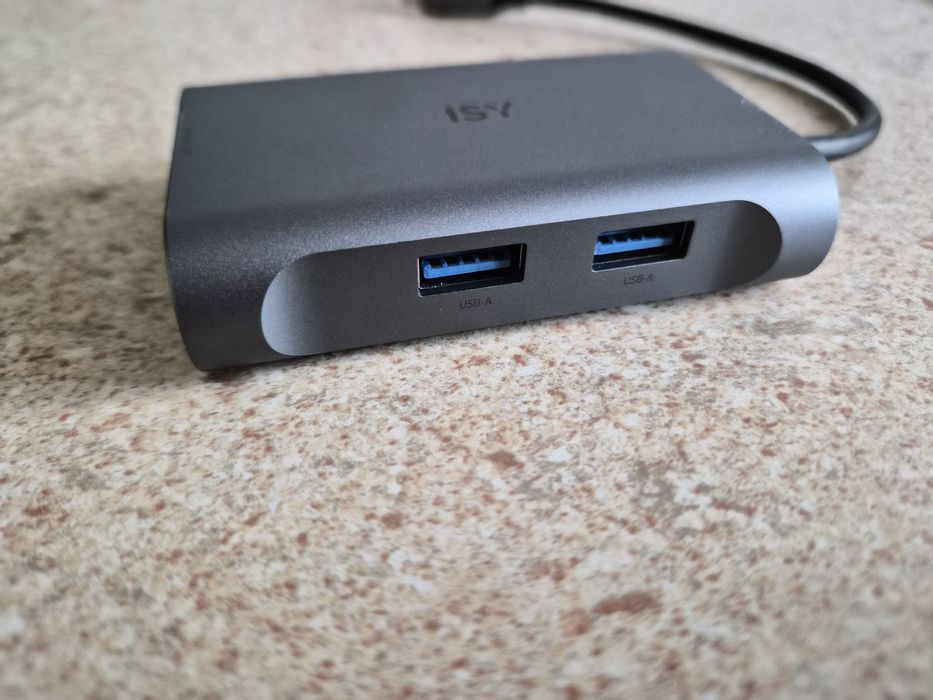 Hub USB-C 4in1 ISY Jak nowy!