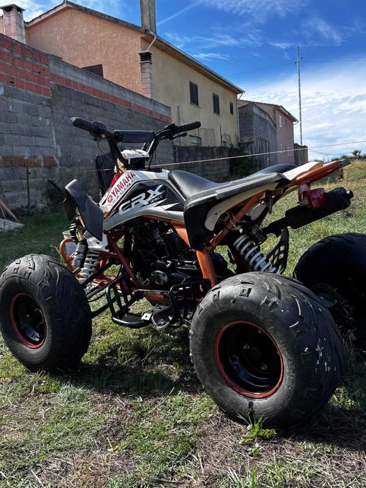 Moto quatro muito boa