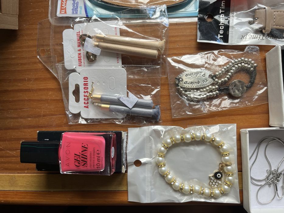 Vários acessórios (Novos)