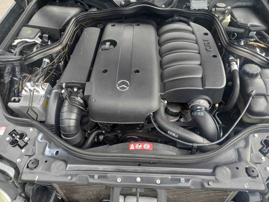 Продам автомобіль Mersedes 2.7 CDI 2005 року,для військового