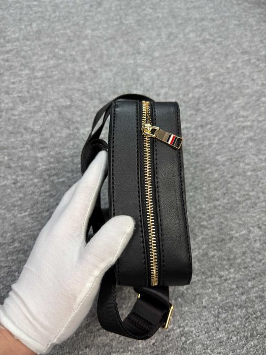 Мессенджер Tommy Hilfiger сумка томми хелфигер кросбоді томі хєлфігер