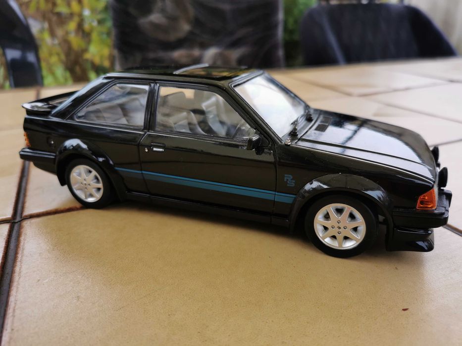 Ford Escort RS Sunstar 1:18 Full Open