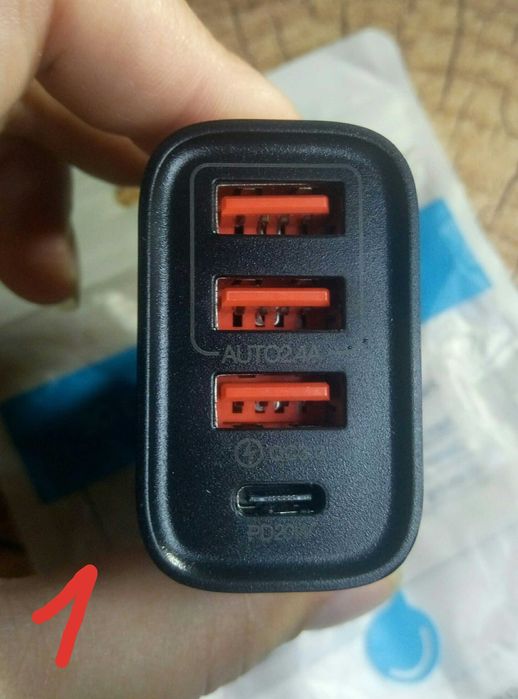Зарядное устройство на телефон