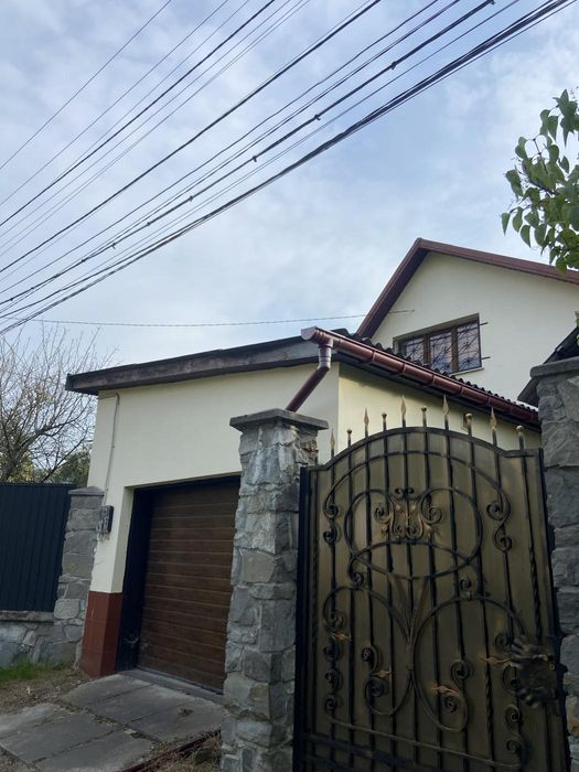 Продаж  будинку Брюховичі