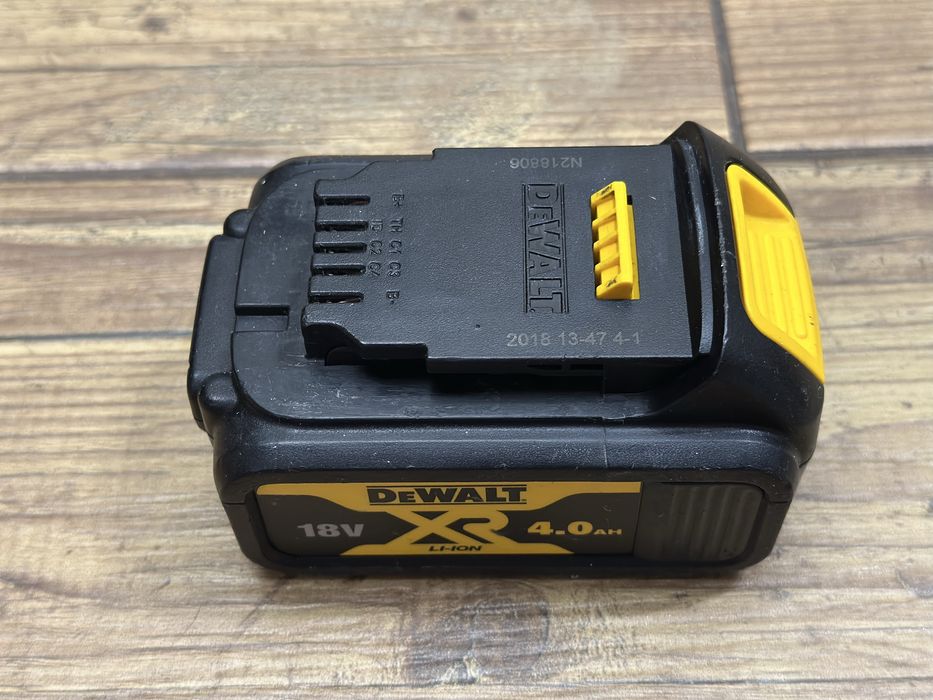 Bateria akumulator 4AH 18V DeWalt