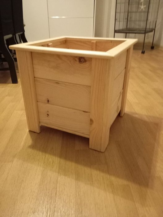 Donica drewniana 40x40