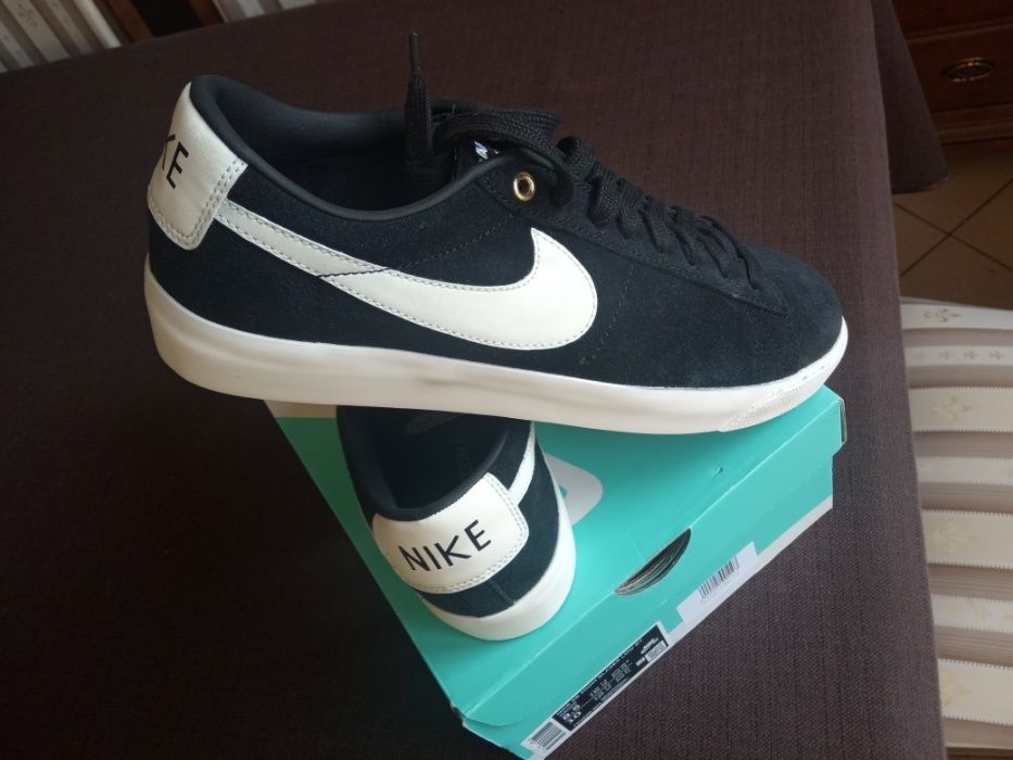 MINIRAMP (r. 42- 26,5 cm) Nike SB Blazer Low GT Black dunk low