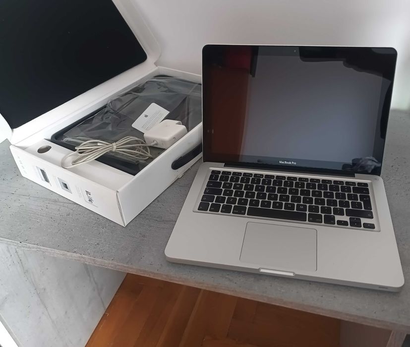  Apple MacBook Pro 13" A1278 i5 Mac OS SSD 256GB Stacja dokująca