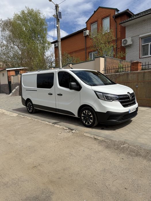 Продам Renault Trafic 2022