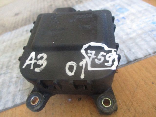 Motor da comporta da sofagem AUDI A3 (8L1)