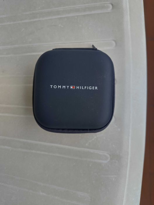 Vendo bonita pulseira masculina Tommy Hilfiger original