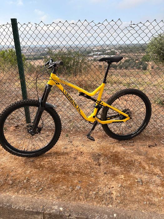 Bicicleta Commencal meta AM meta v4.2