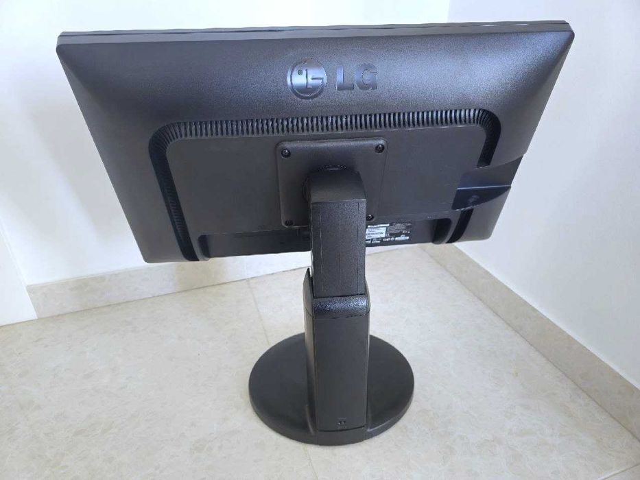 Монітор 22" LG 22mb35pe