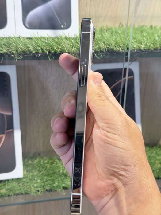 Iphone 13 pro max 256 white