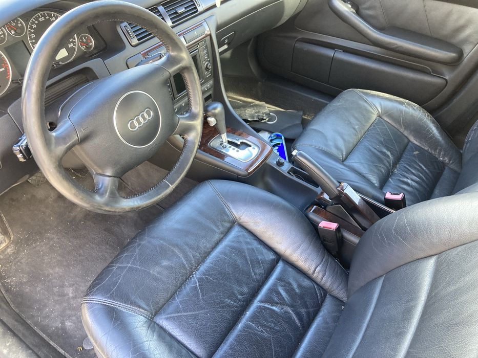 AUDI A6 ano 2001
