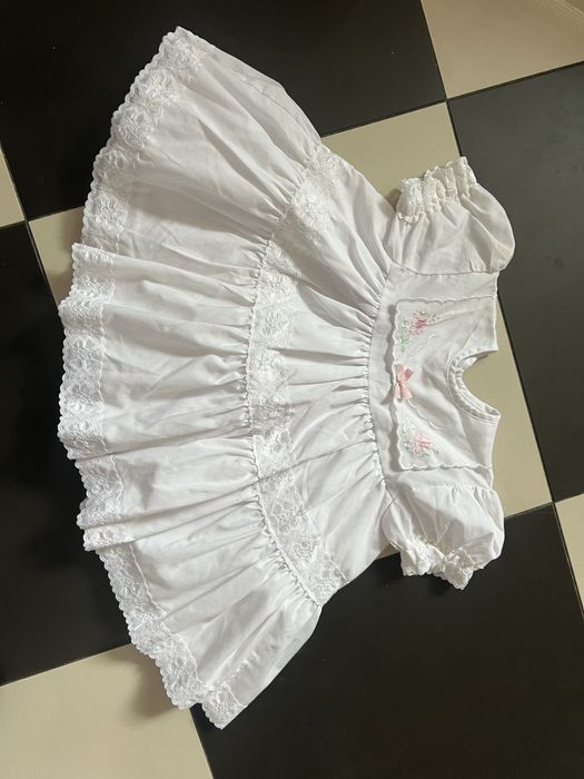 Сукня для дівчинки