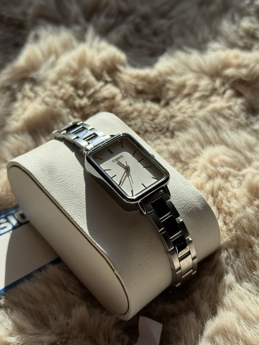 Годинник жіночі Casio LTP-V009D-7E Оригінал Гарантія Часы