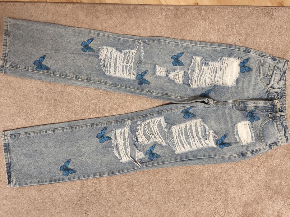 Джинси з високою посадкою