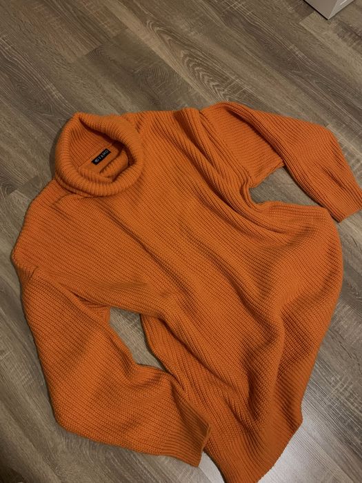 Новий светр Famo