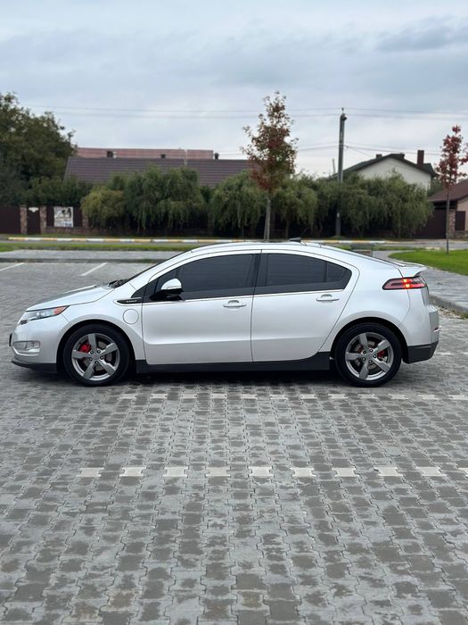 Шевроле вольт гибрид