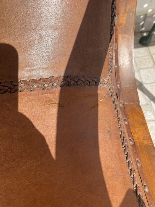 Cadeirao de mandeira maciça