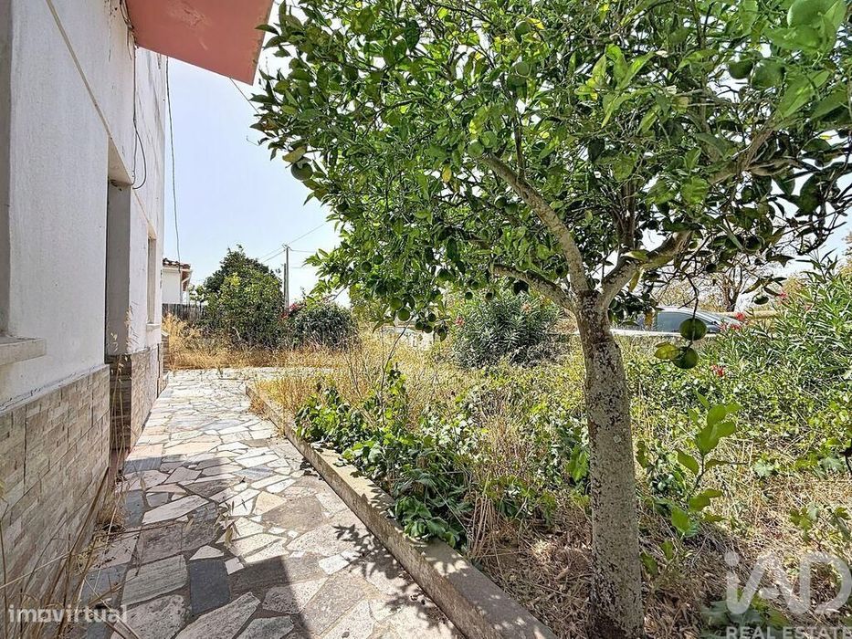 Casa / Villa T4 em Mexilhoeira Grande de 126 m2