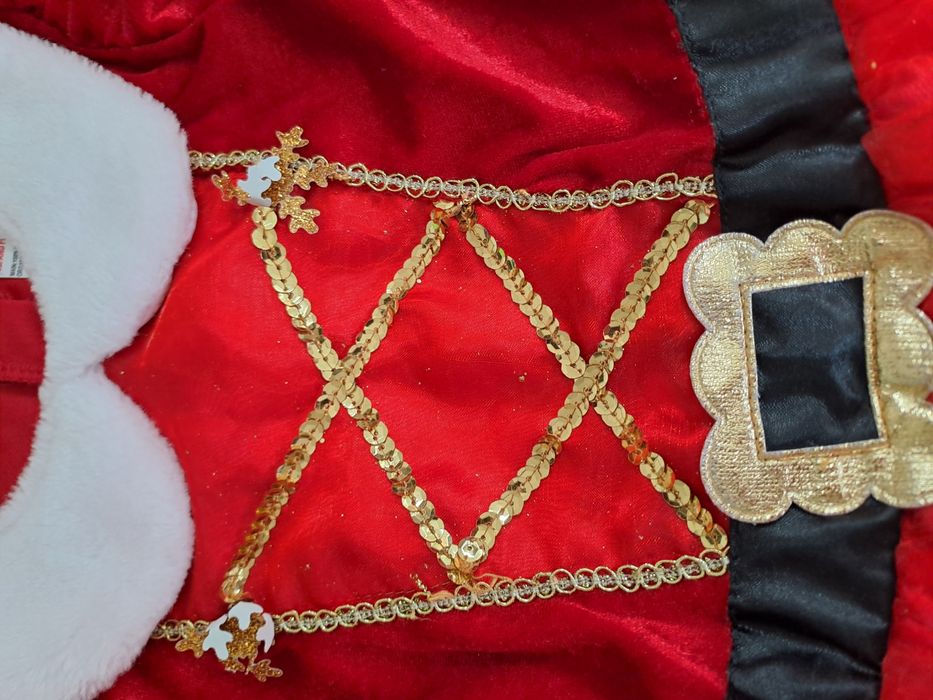 Strój Mikołajki 4-5lat