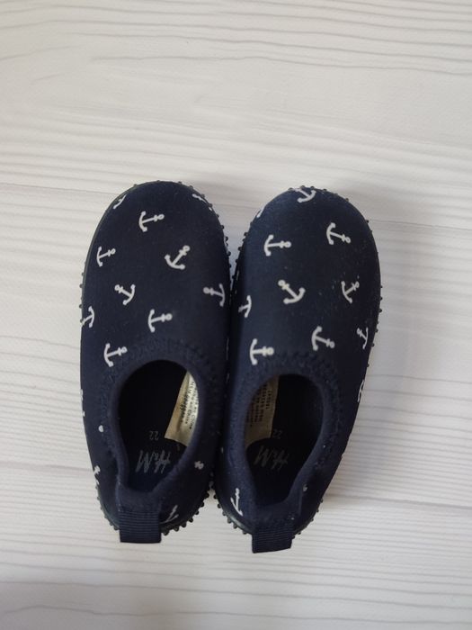 Коралки аквашузи хлопчику 22р H&M