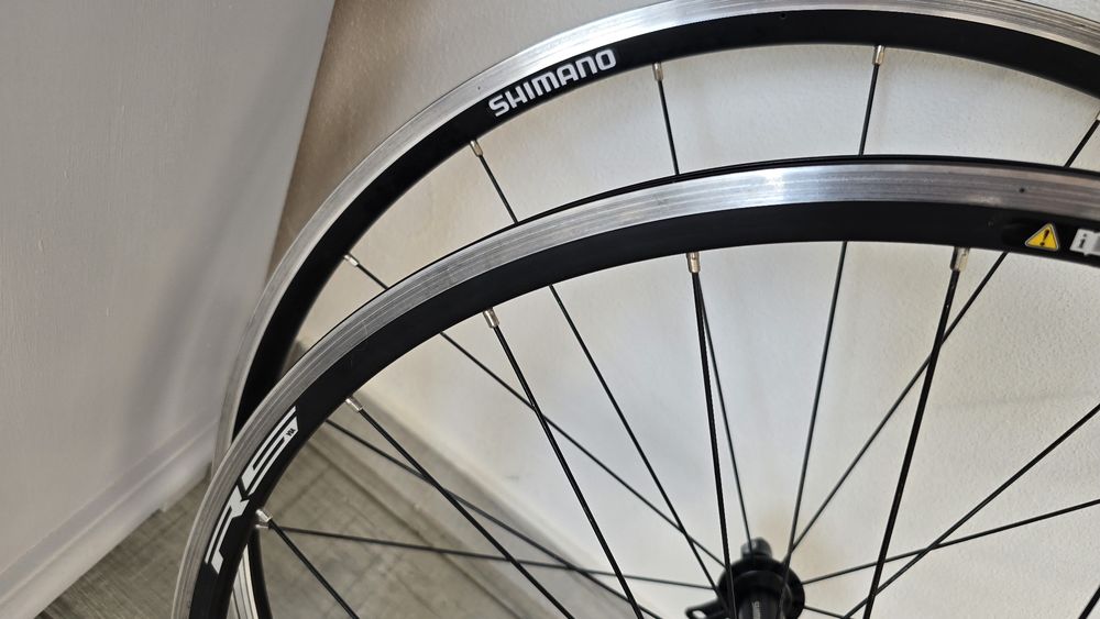 Rodas Shimano RS
