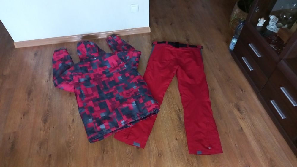 Лыжный костюм на флисе  Xl ,50р ,Mountain Warehouse на  175+см