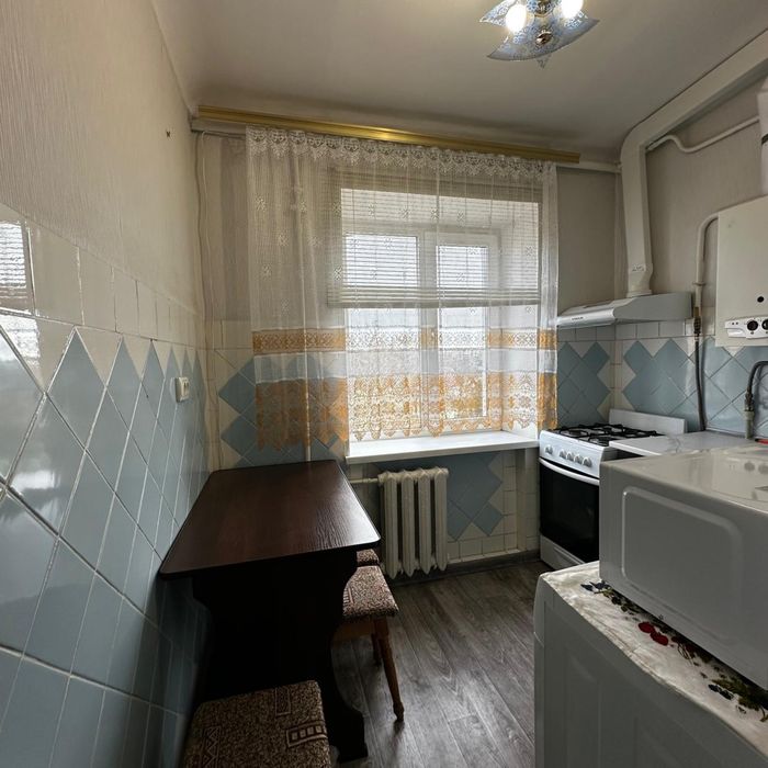 Сдам 3х комнатную квартиру,  район военкомата