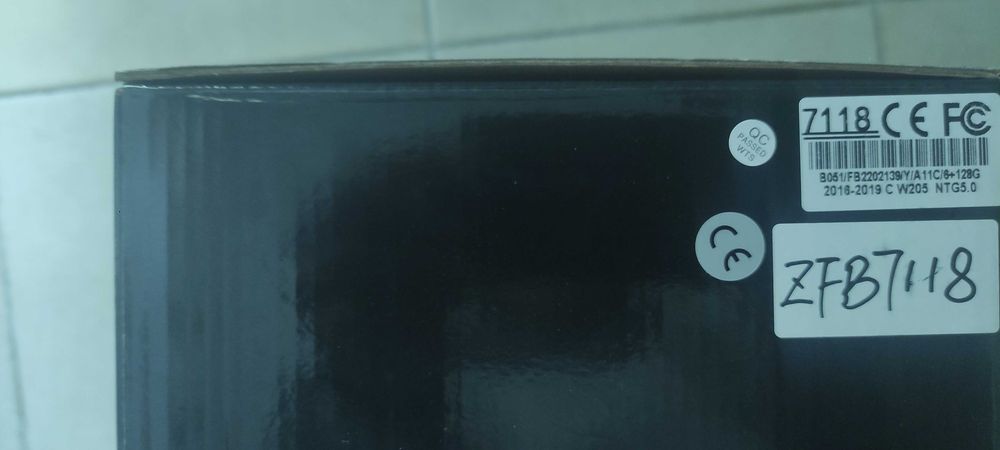 Monitor /Display Mercedes C 220 W205, como novo (original)