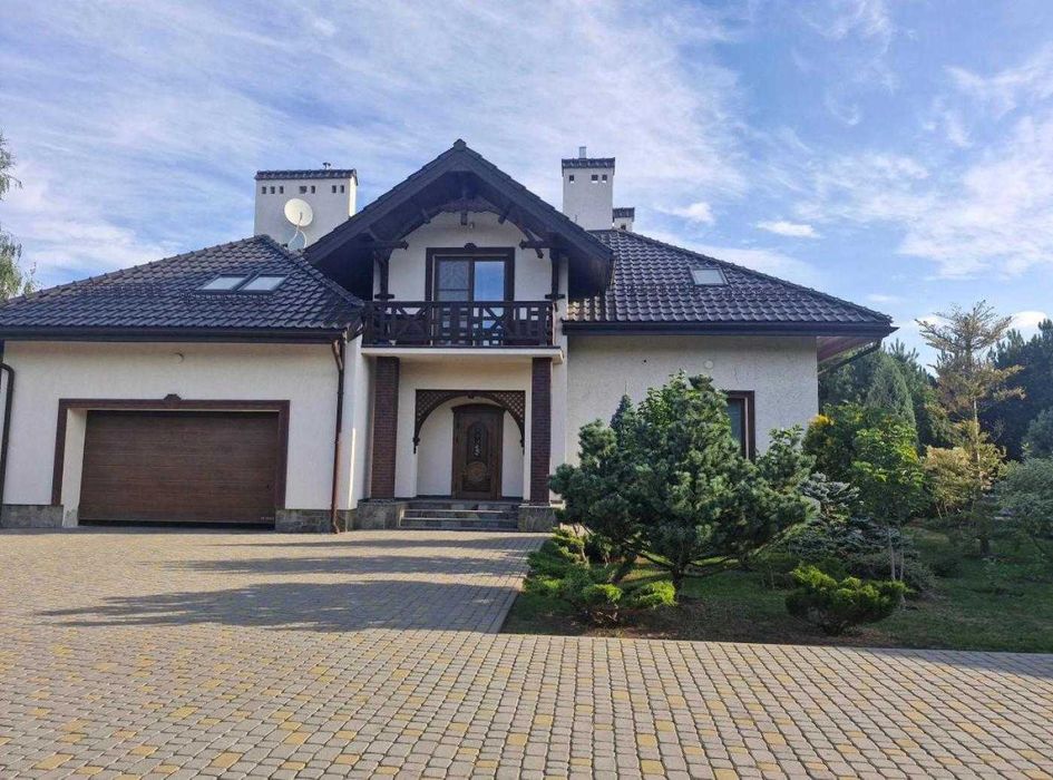 Продаж сучасного будинку з ремонтом в селі Солонка , Львівська область. Львів.