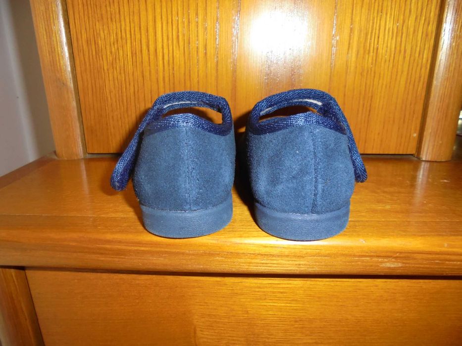 sapatos de menina cor azul lindos
