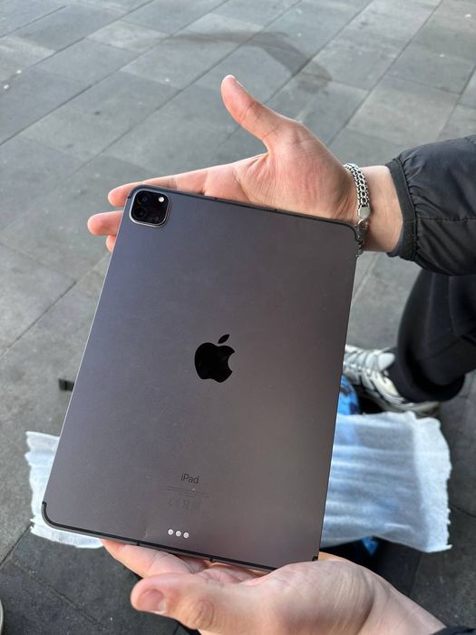 iPad Pro 11" M1 (2021) Хорошее состояние