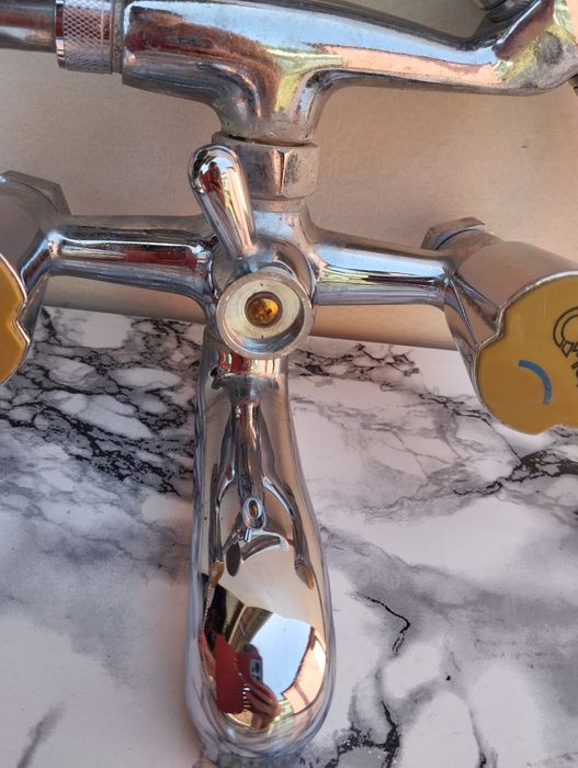 Смеситель в ванную Q tap, латунь.