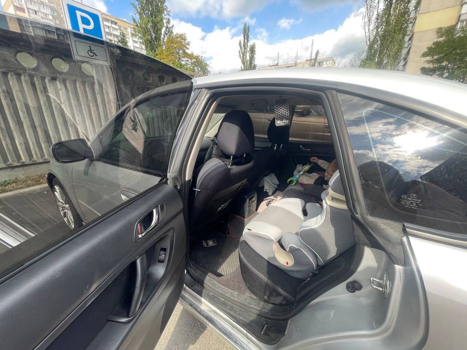 Subaru Legacy 2004, 2.5л, Газ/Бензин, АКПП — Надійне сімейне авто, CarPlay, Автозапуск