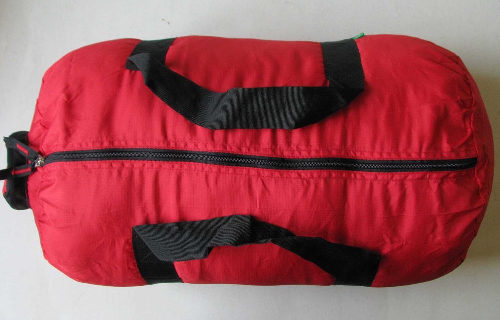 Сумка UNITED COLORS of BENETTON red 40хø20см